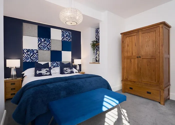 Channel View Boutique Hotel - Adults Only